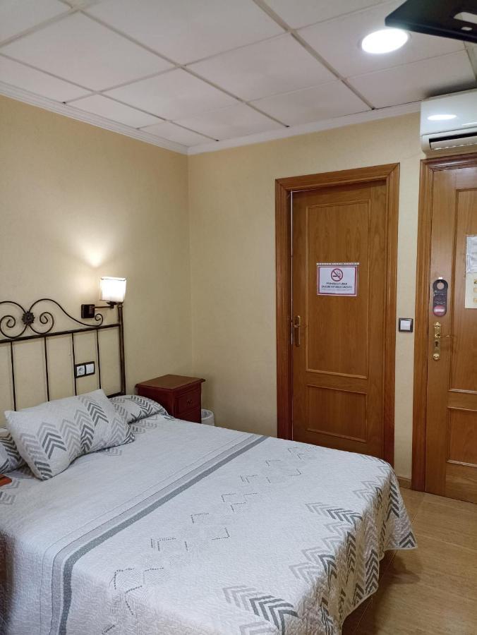 Hotel Beatriz Буриана Екстериор снимка