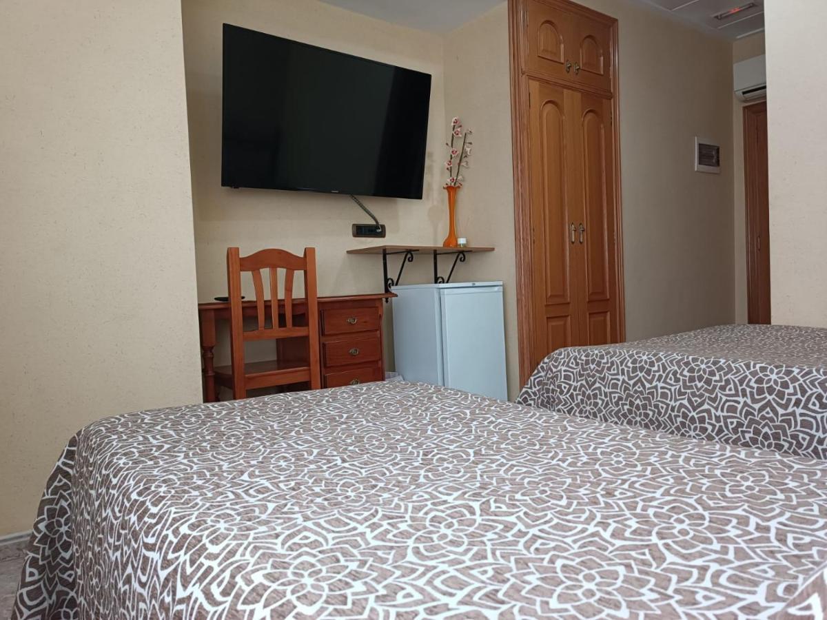 Hotel Beatriz Буриана Екстериор снимка
