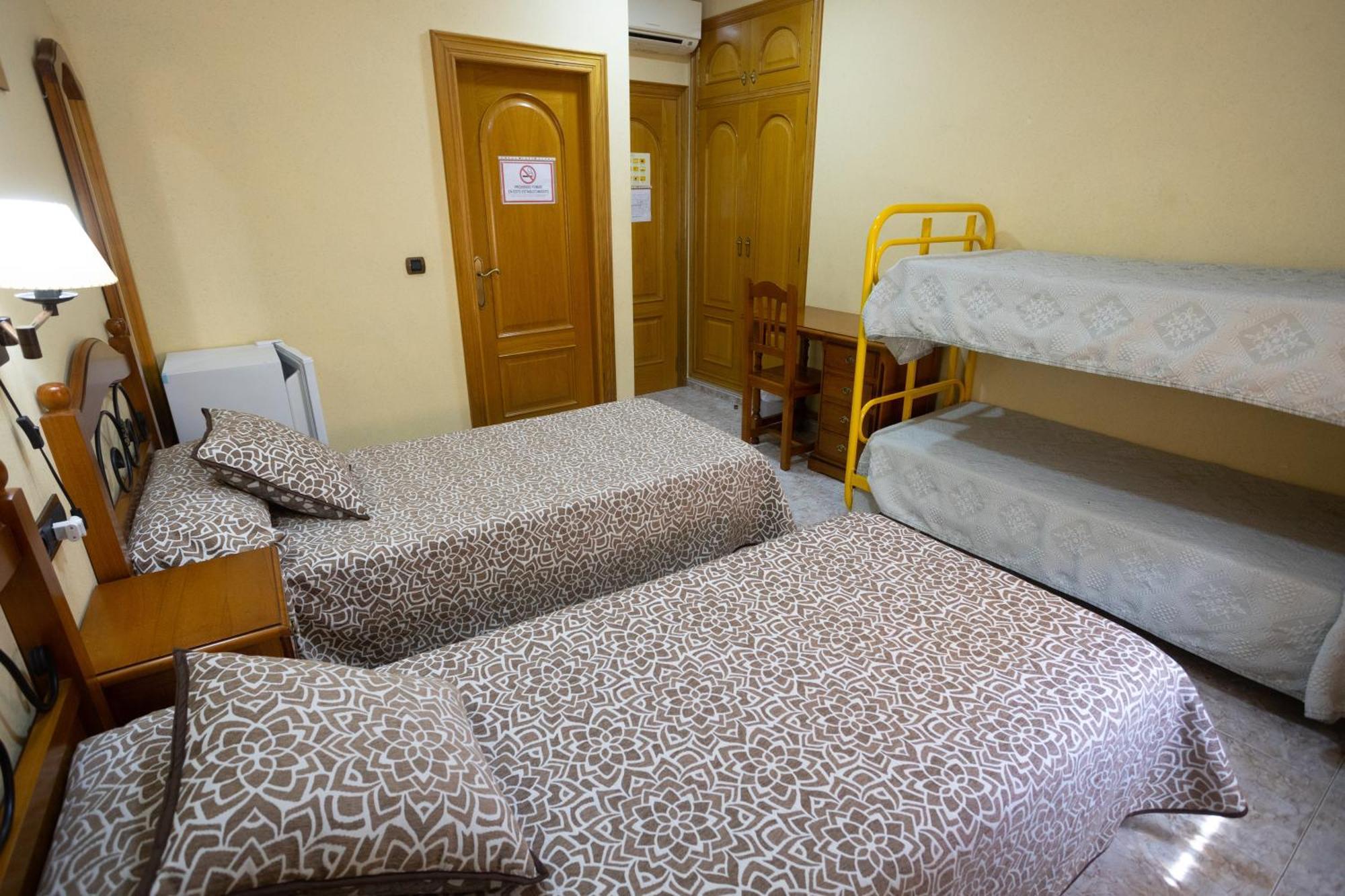 Hotel Beatriz Буриана Екстериор снимка