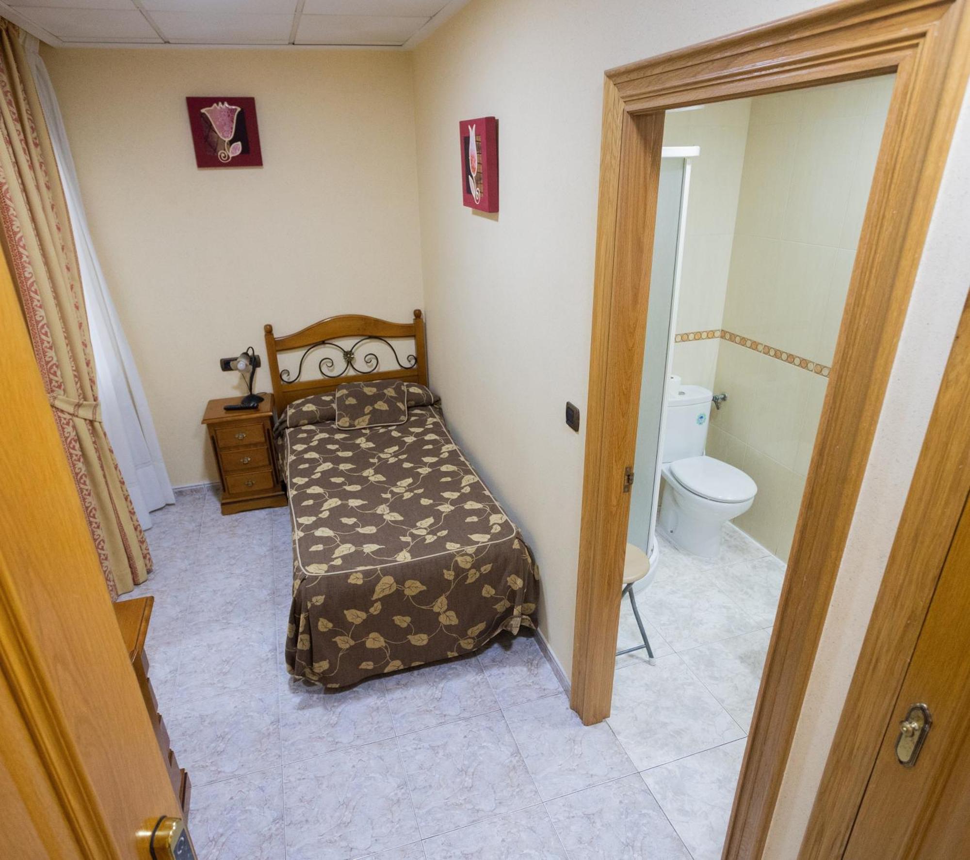 Hotel Beatriz Буриана Екстериор снимка